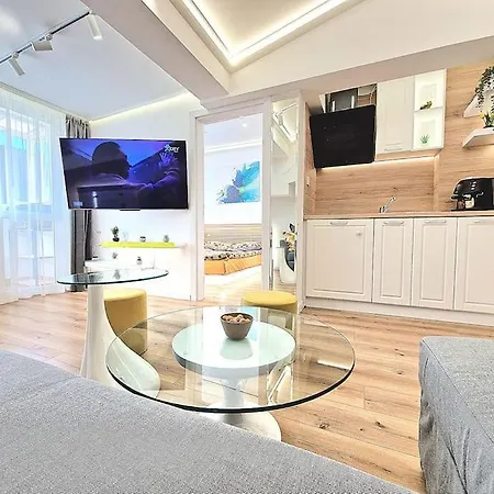 Art + 2bd Parking Space Daire