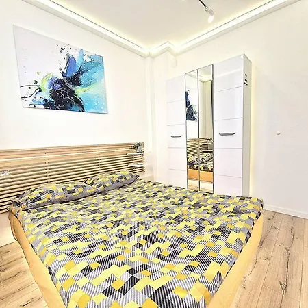 Art + 2bd Parking Space Βάρνα