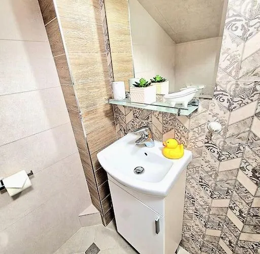 Apartment Art + 2bd Parking Space *