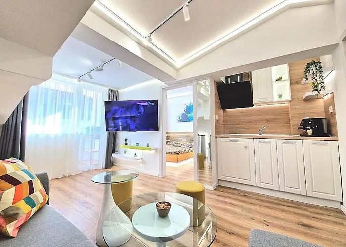 Art + 2bd Parking Space * Βάρνα